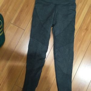 Offline by aerie legging size small